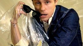 Александр Головин открылся о браке с женой и работе с настоящим медведем